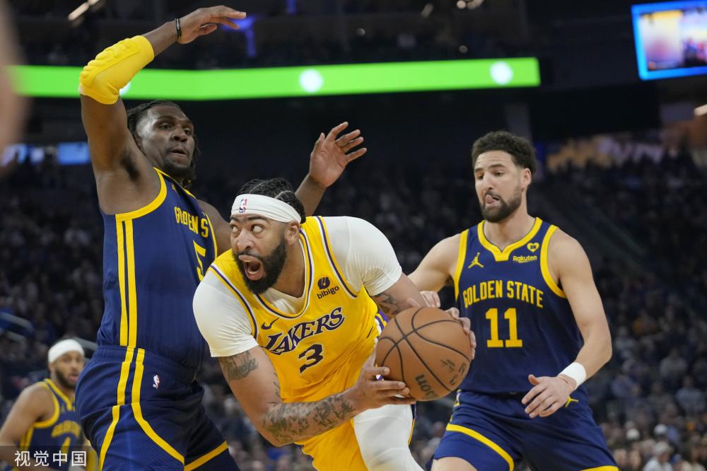 是一名备受 是一名备受