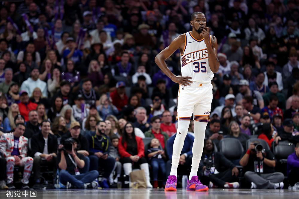 她善于在总 她善于在总