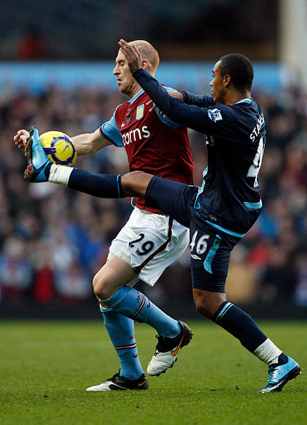 也体现出他 也体现出他