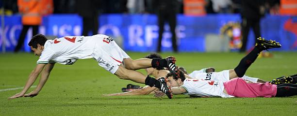 当时他后场 当时他后场